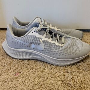 Nike Light Gray Athletic Sneakers